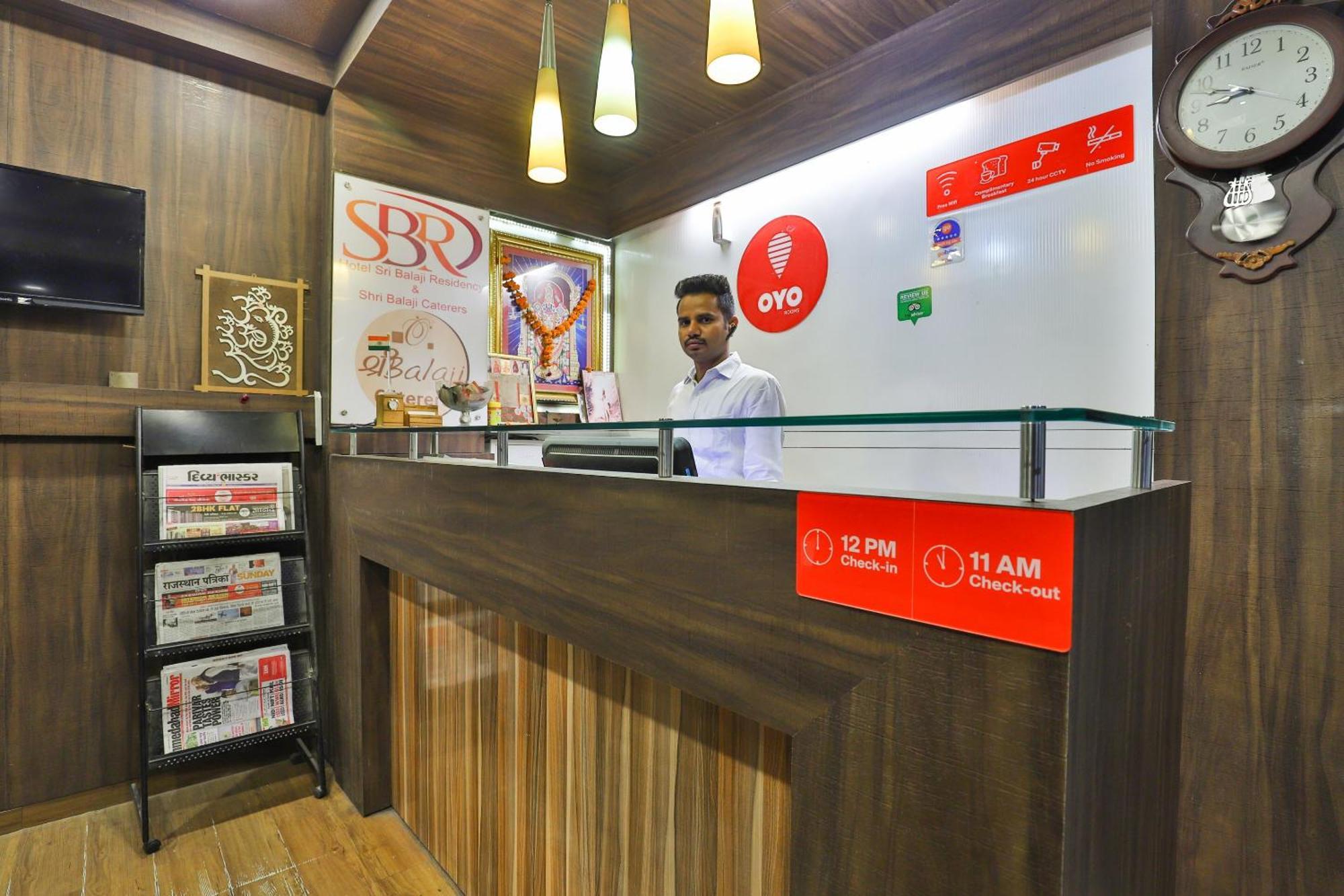 Hotel O Sri Balaji Residency Ahmadabad Zewnętrze zdjęcie